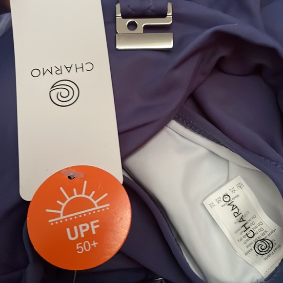 Twist V Cut-Out Ruched Swimsuit - Picture 8 of 9